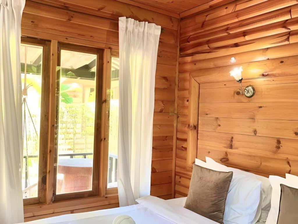 Tonsak Resort Koh Samet Bagian luar foto