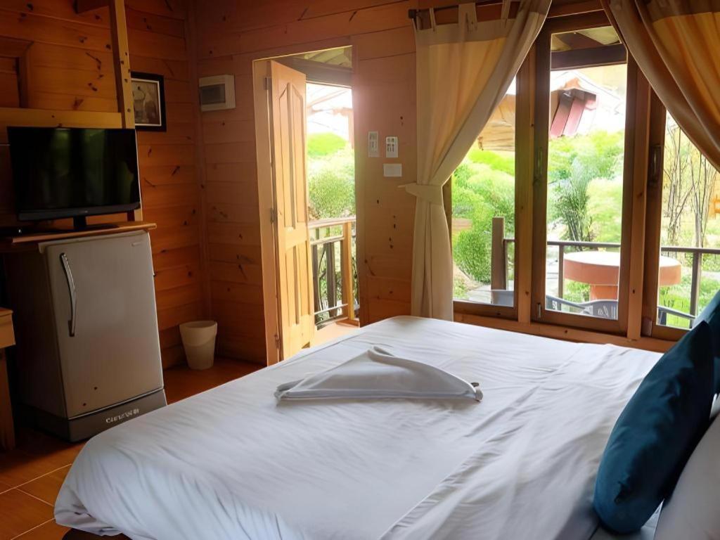 Tonsak Resort Koh Samet Bagian luar foto