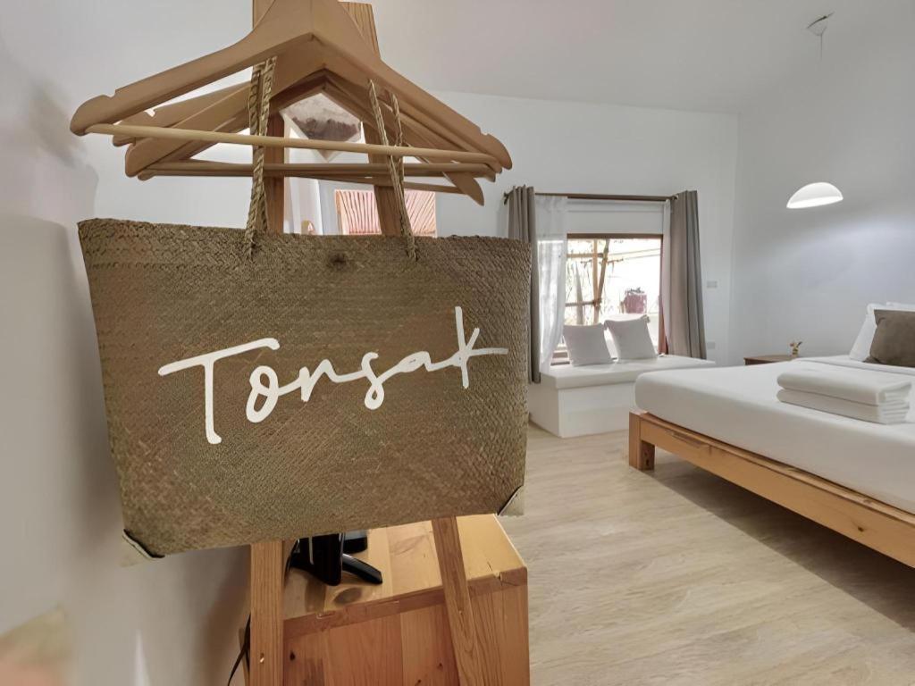 Tonsak Resort Koh Samet Bagian luar foto